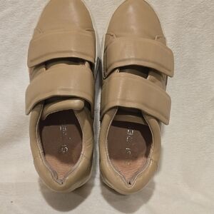 J Slides Tan Women's Sneakers